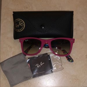Brand New Limited Edition Wayfarers